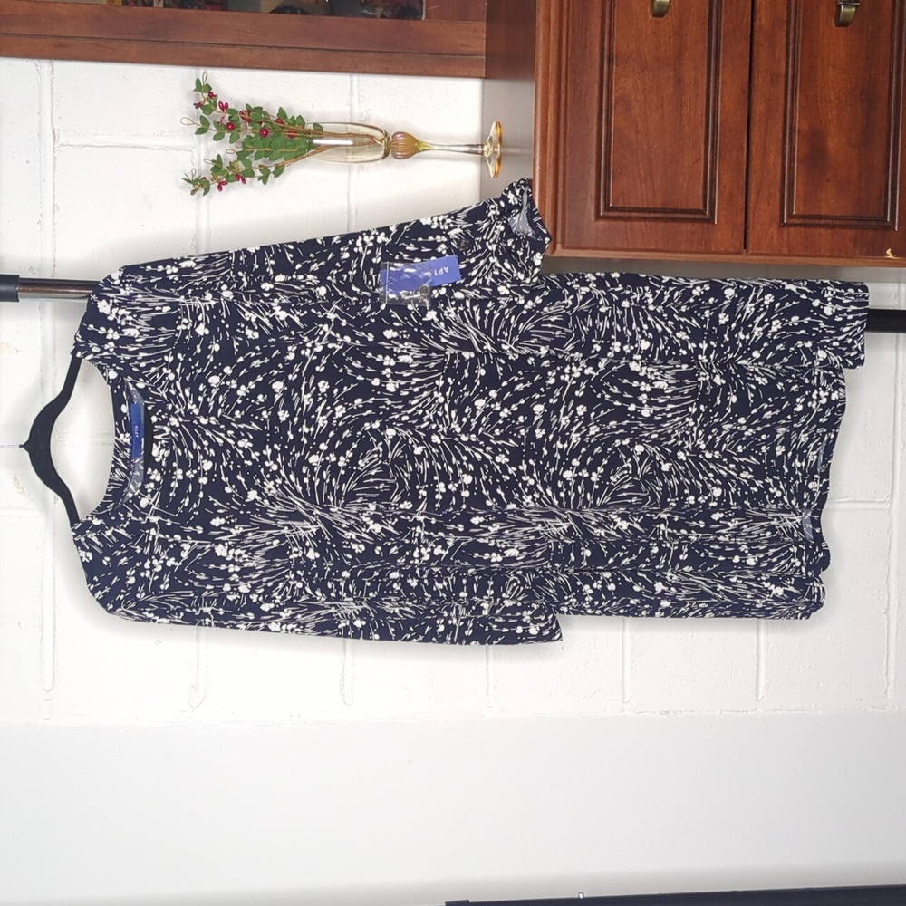 NWT Apt. 9 Pocket Dress